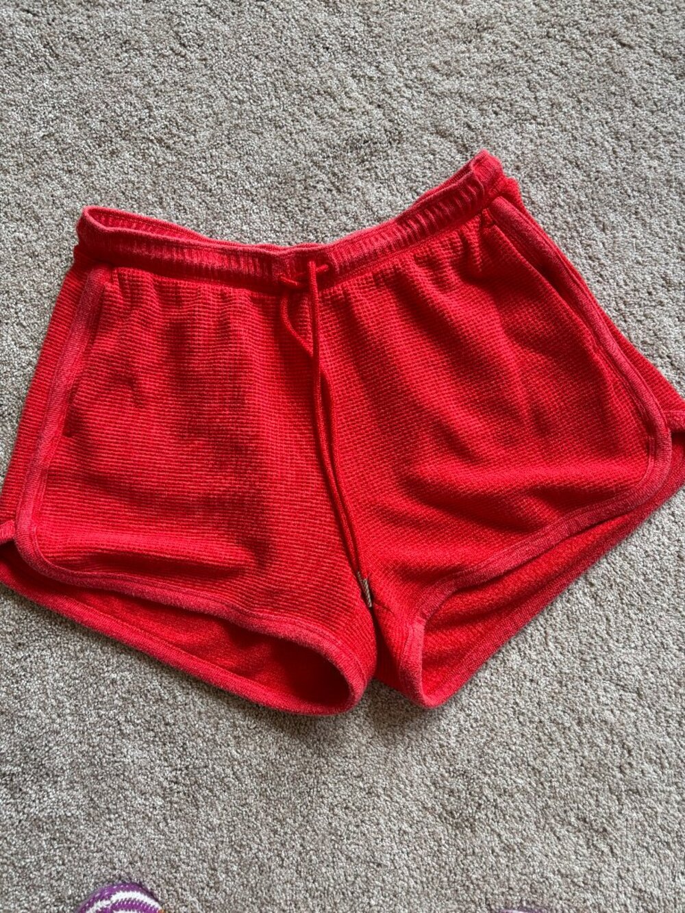 Athleta Women's Waffle Shorts Size M Red